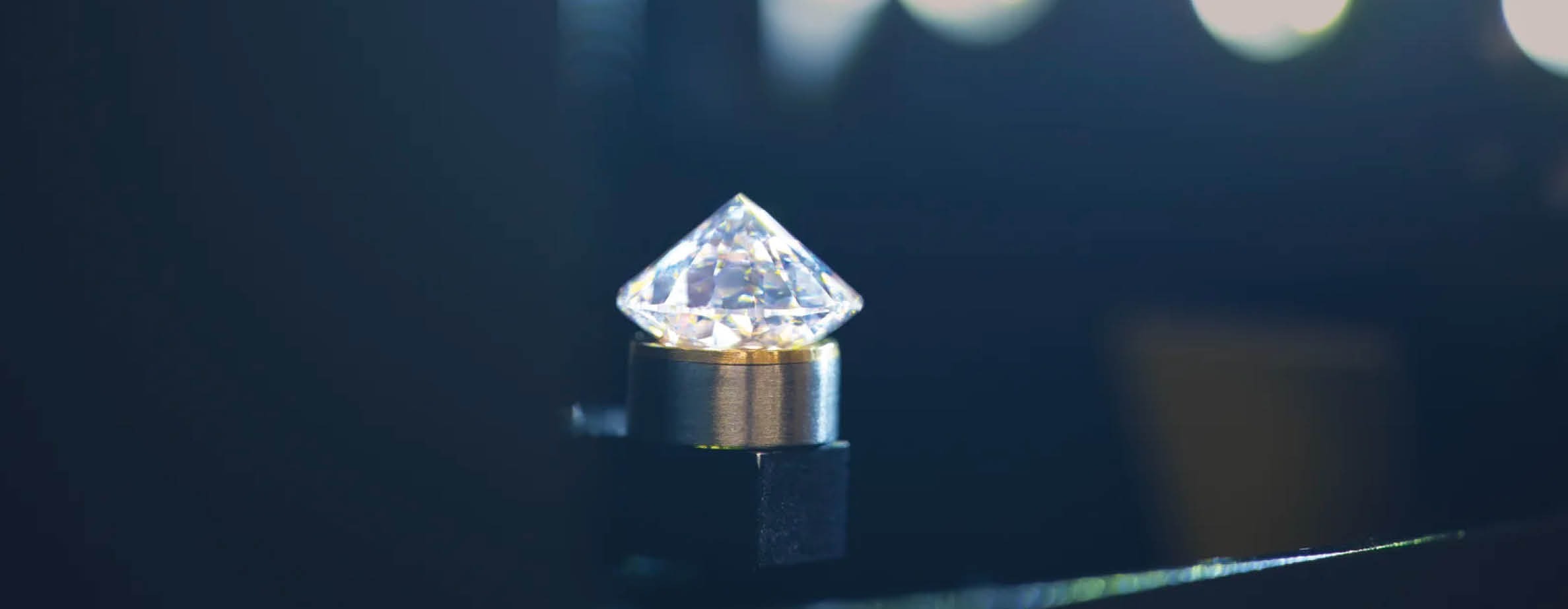 Stuller’s Senior Gemologist Discovers Incredibly Rare Diamond