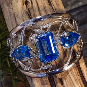 blue topaz custom jewelry design cuff