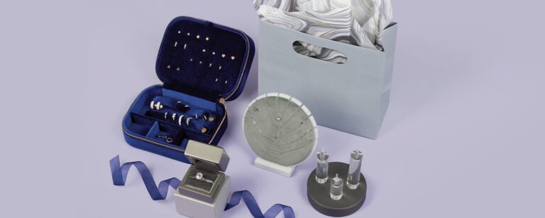 modern jewelry packaging and displays